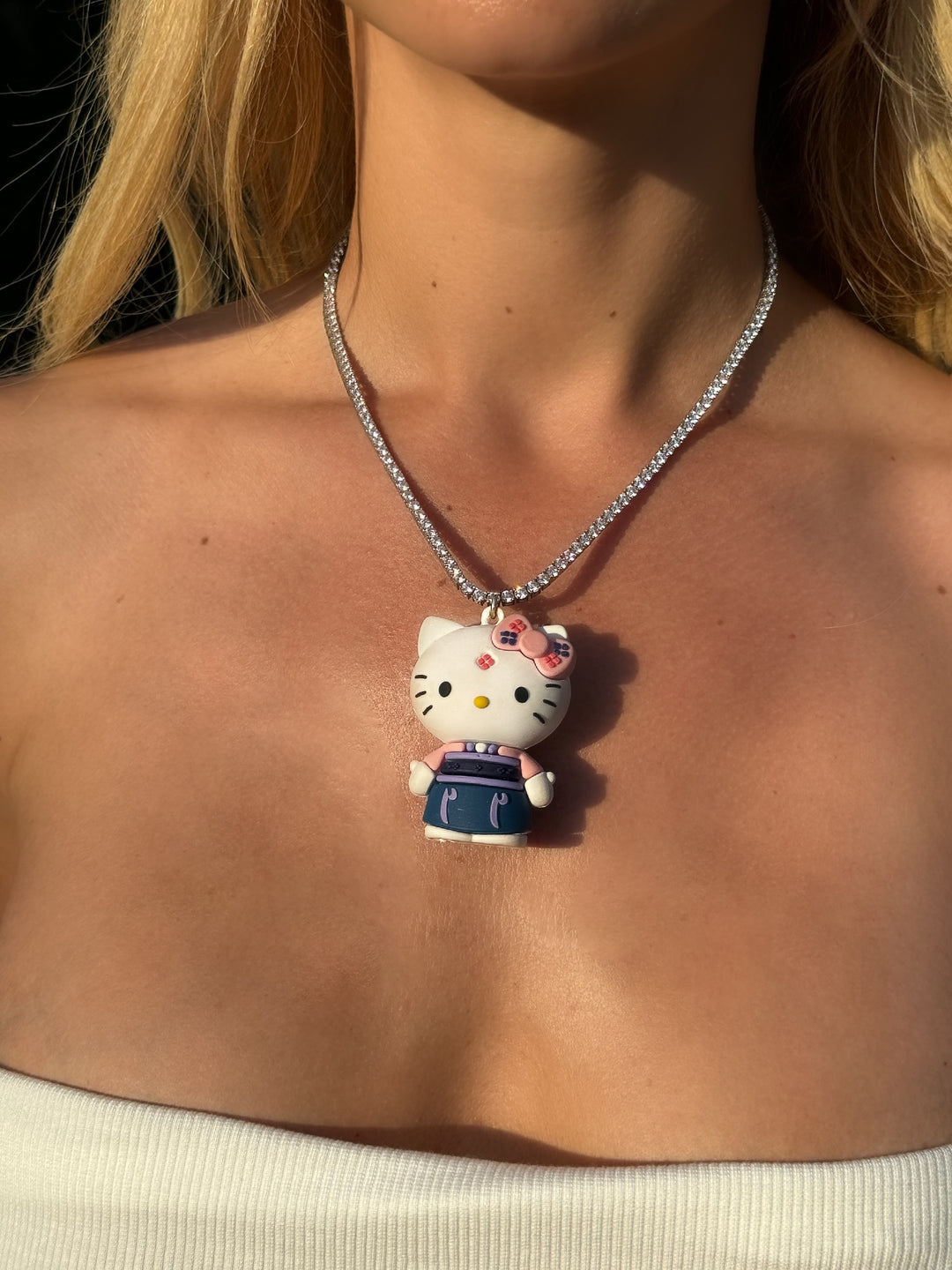 “Hello Kitty” Necklace